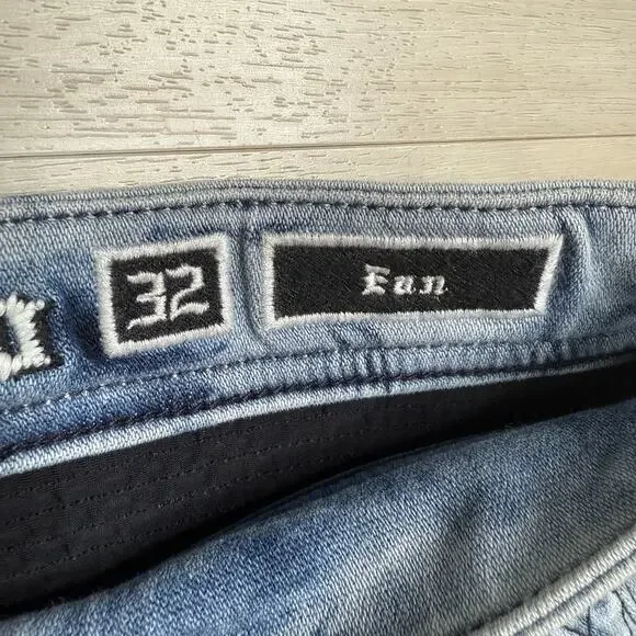 NEW Rock Revival Moto EAN Men's Jeans Acid Wash Blue Zippers 32x33 Stretch